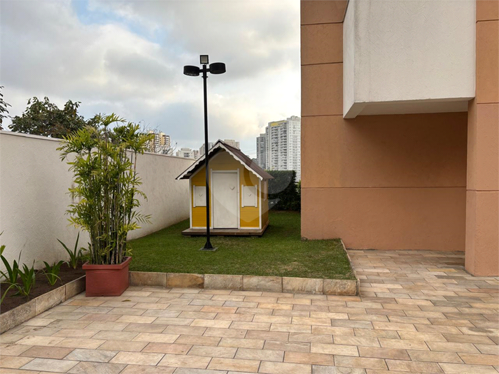 Foto REO1115353