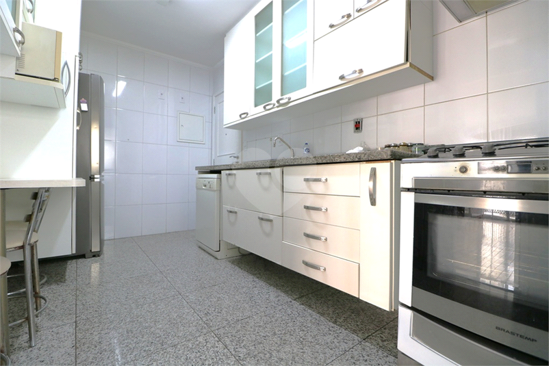 Foto REO1115357