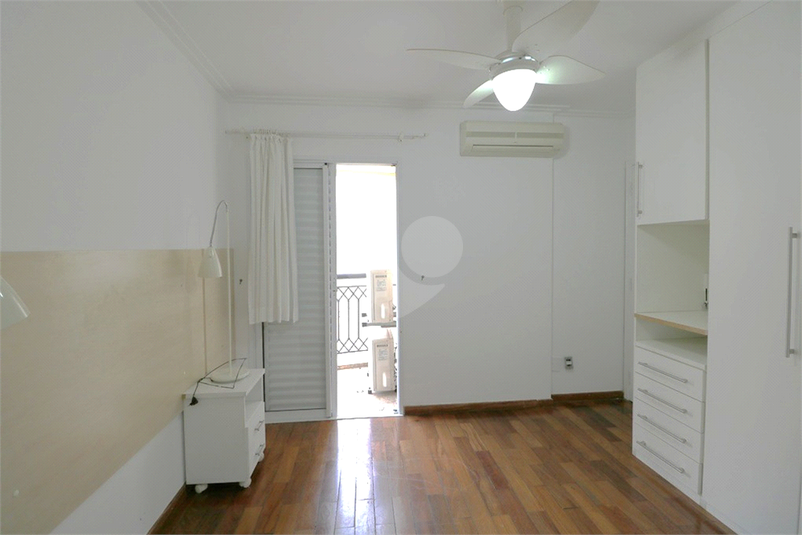 Foto REO1115357