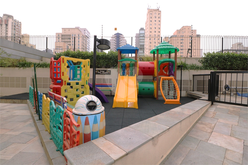 Foto REO1115357