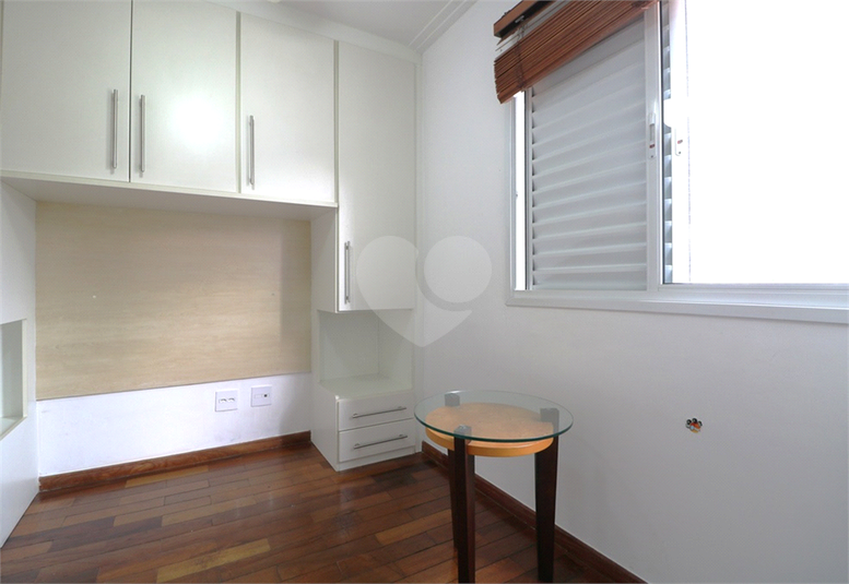 Foto REO1115357