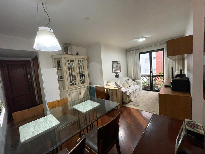 Foto REO1115361