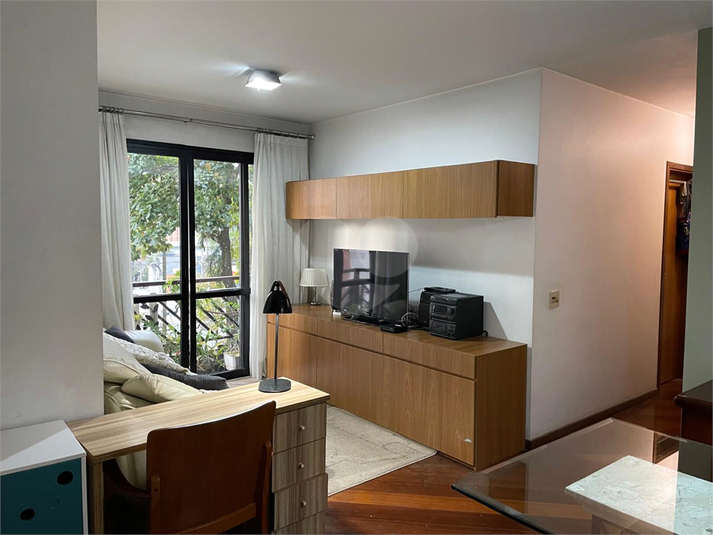 Foto REO1115361