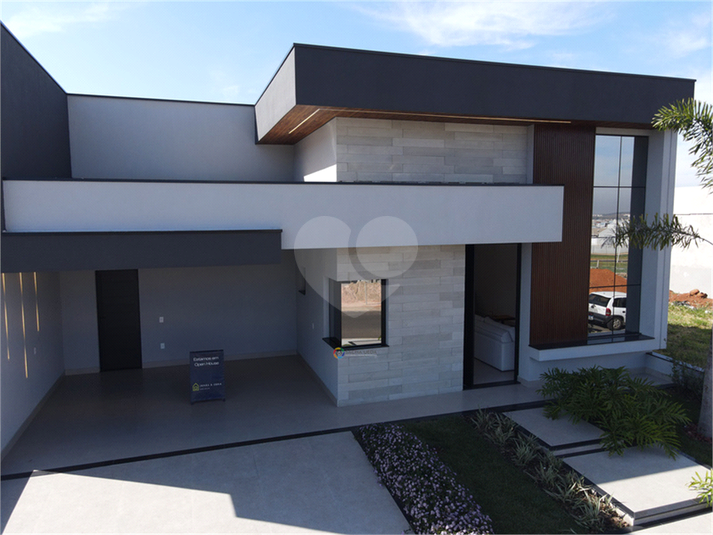 Foto REO1115367