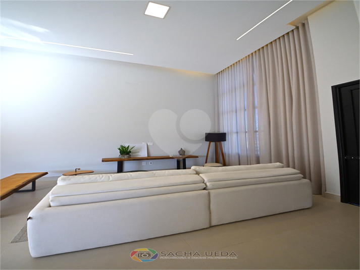 Foto REO1115367