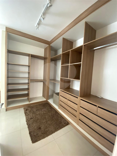 Foto REO1115369