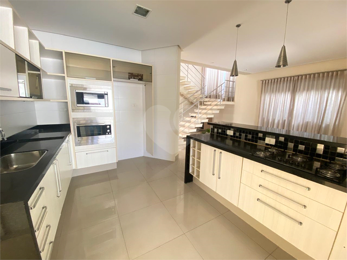 Foto REO1115369