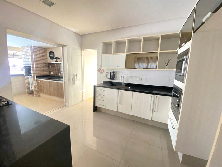 Foto REO1115369