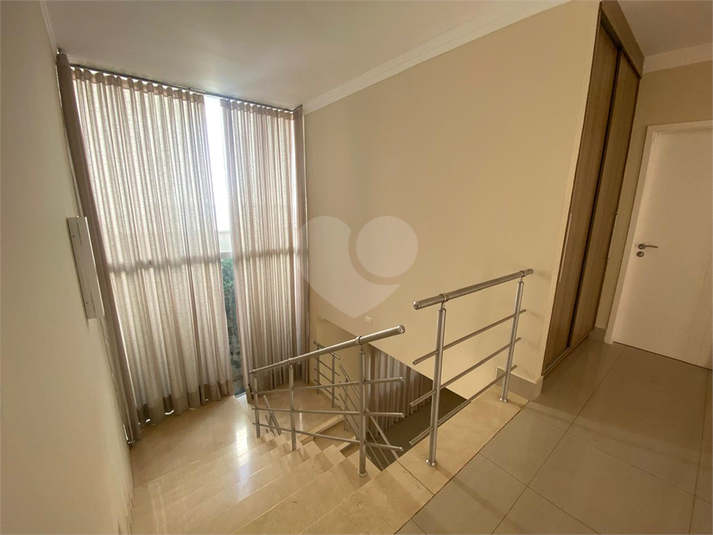 Foto REO1115369