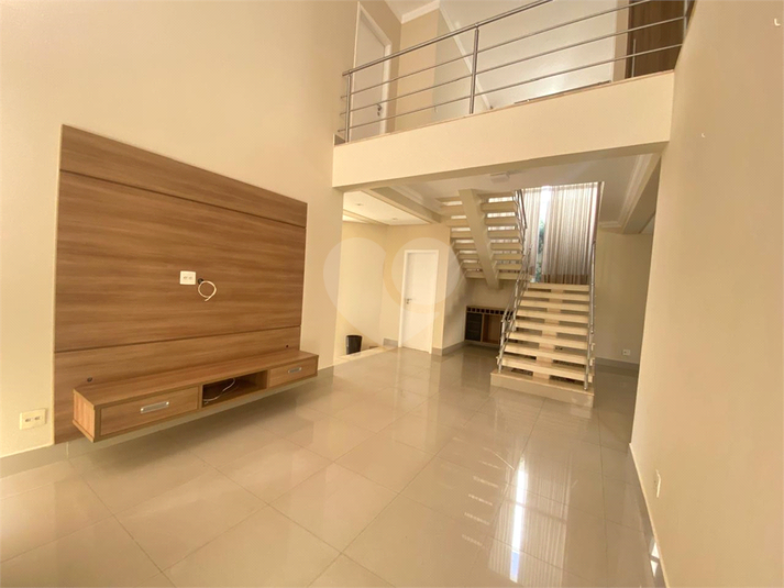 Foto REO1115369