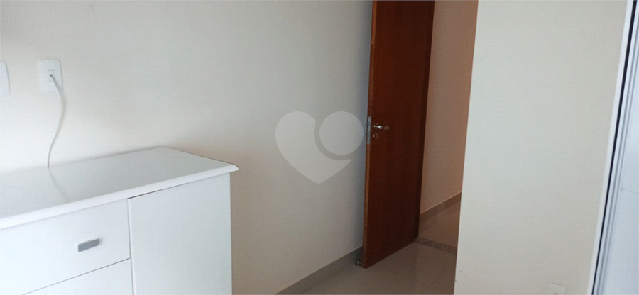 Foto REO1115372