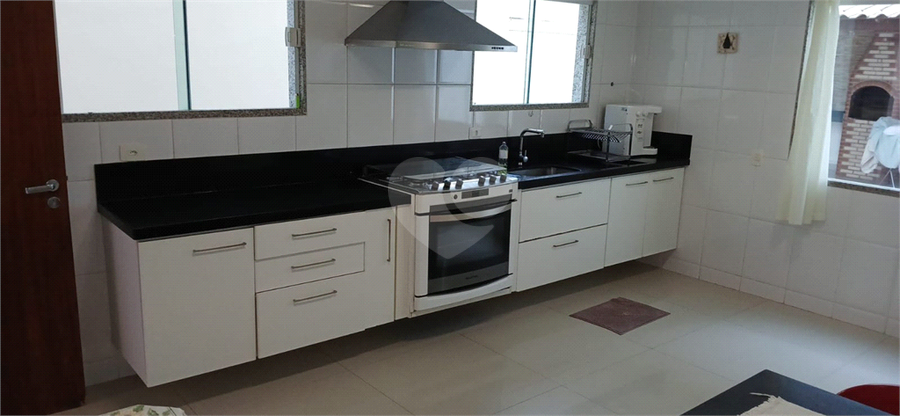 Foto REO1115372