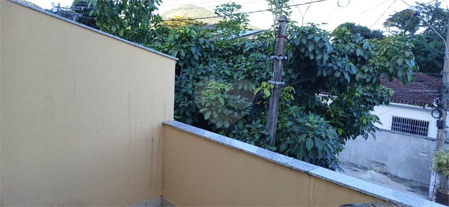 Foto REO1115372