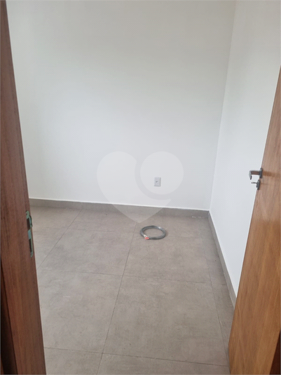 Foto REO1115386