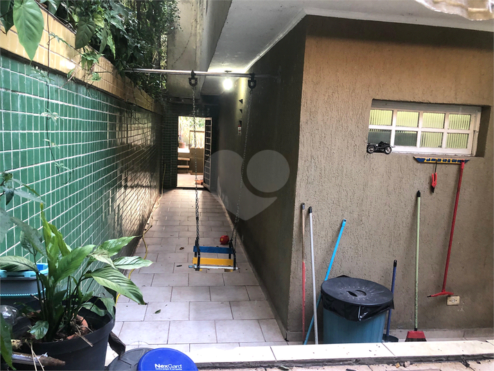Foto REO1115392