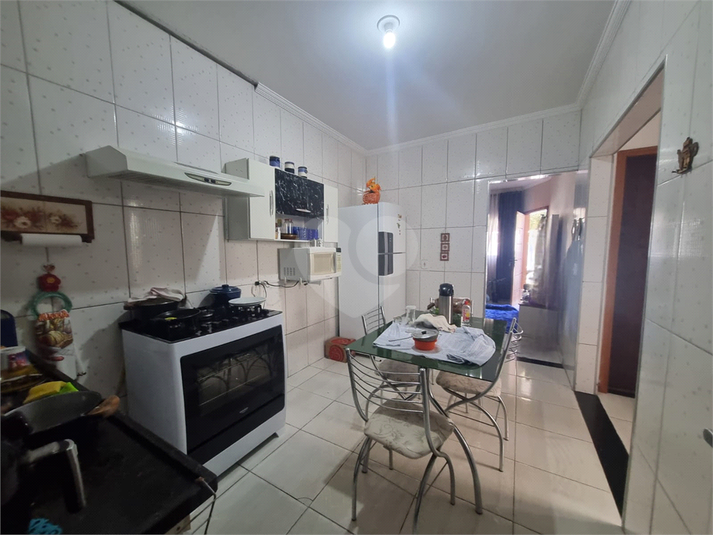Foto REO1115394