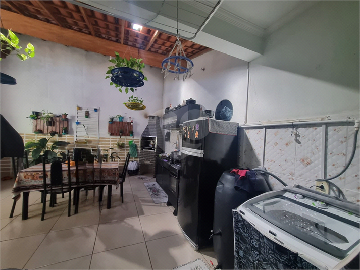 Foto REO1115394