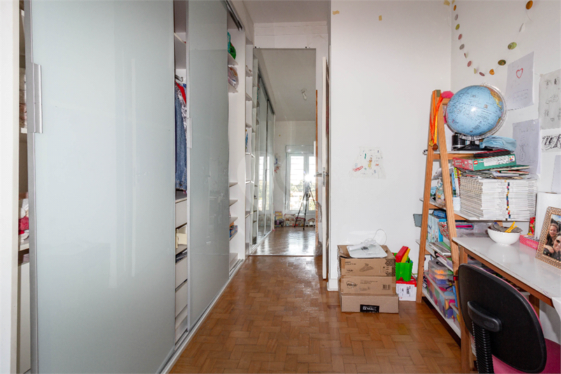 Foto REO1115395