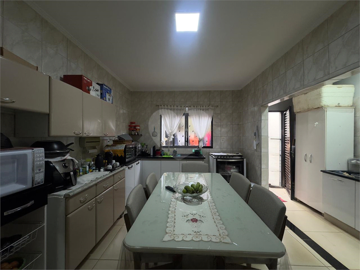 Foto REO1115397