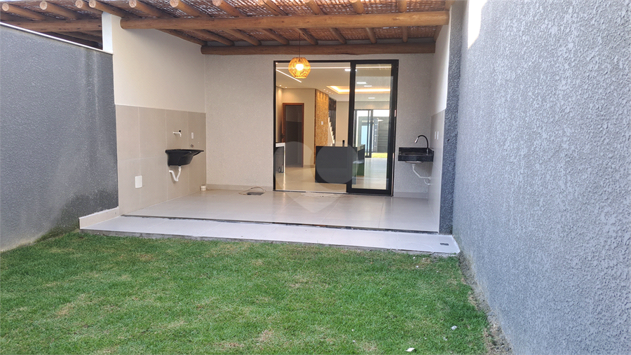 Foto REO1115400