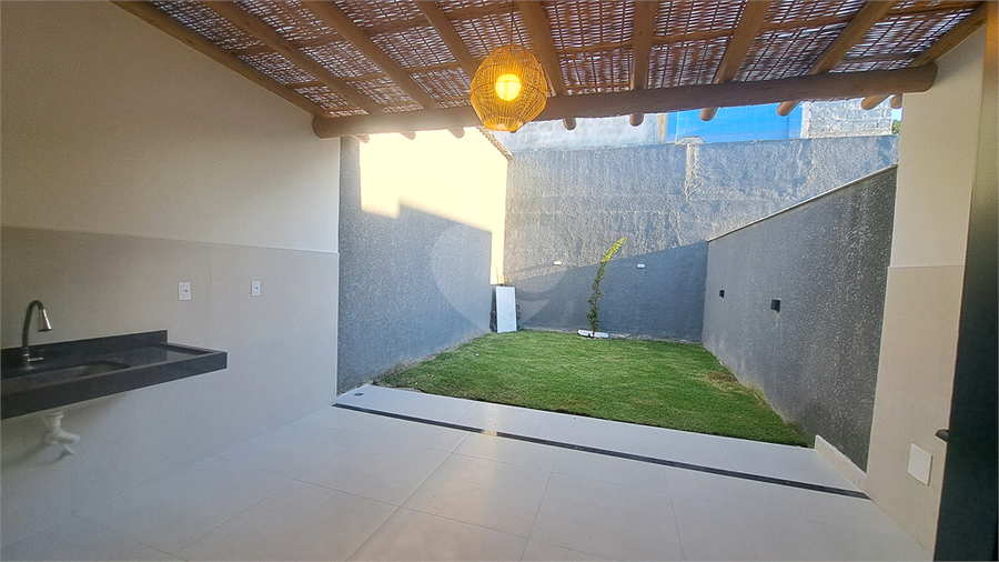 Foto REO1115400