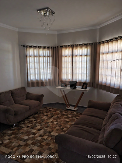 Foto REO1115410