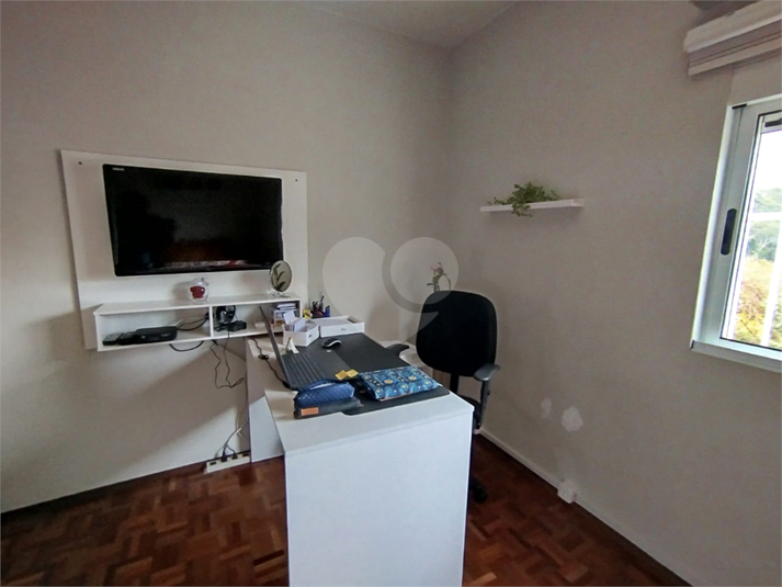 Foto REO1115415