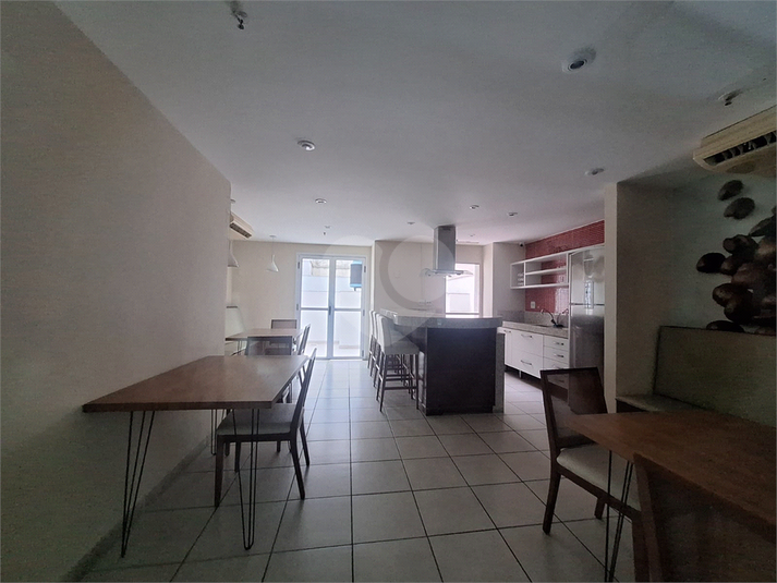 Foto REO1115429
