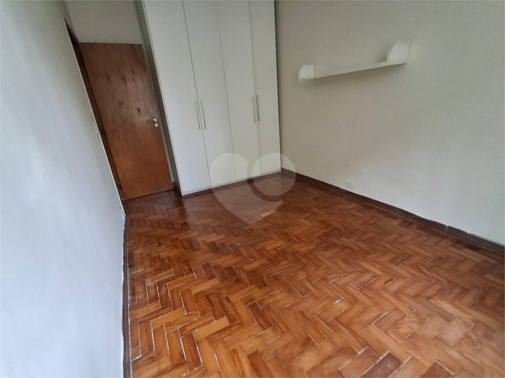 Foto REO1115432