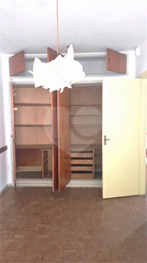 Foto REO1115433