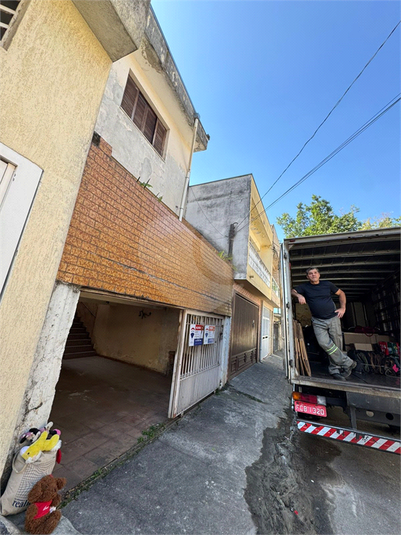 Foto REO1115435