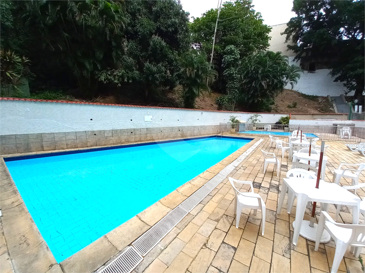 Foto REO1115442