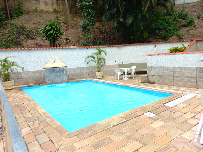Foto REO1115442