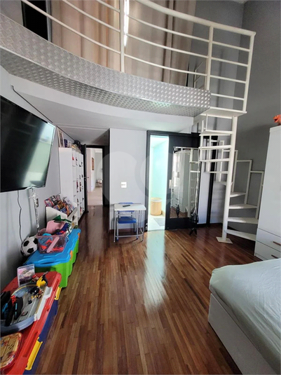Foto REO1115449