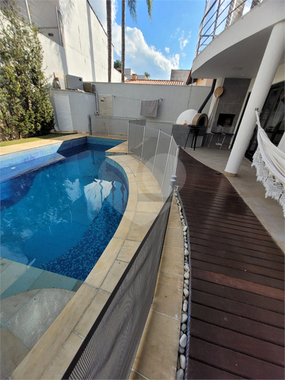 Foto REO1115449