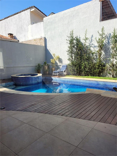 Foto REO1115449