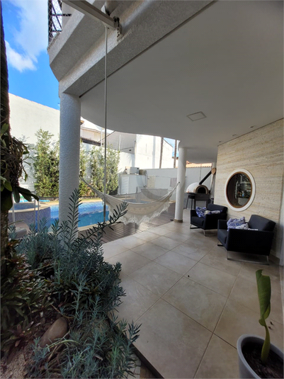 Foto REO1115449