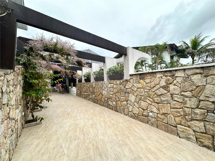 Foto REO1115451