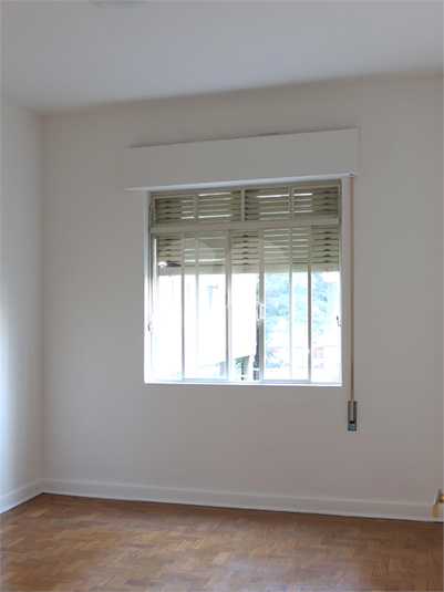 Foto REO1115467