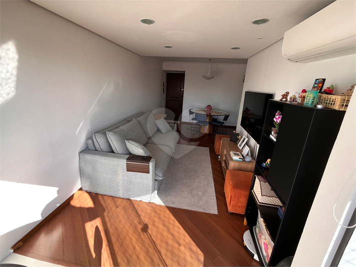 Foto REO1115472