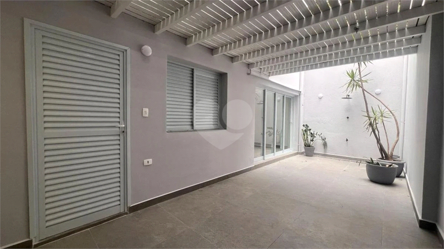 Foto REO1115480