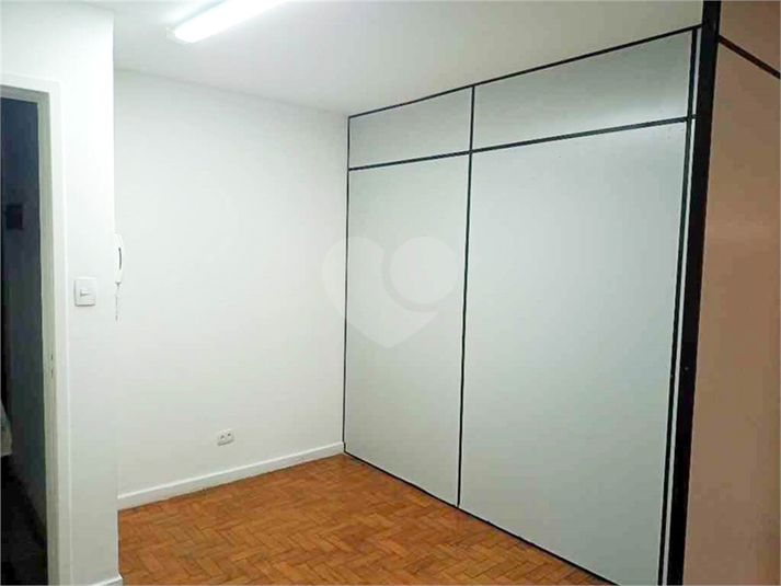 Foto REO1115481