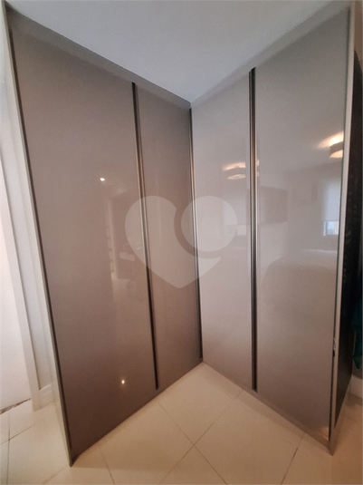 Foto REO1115484