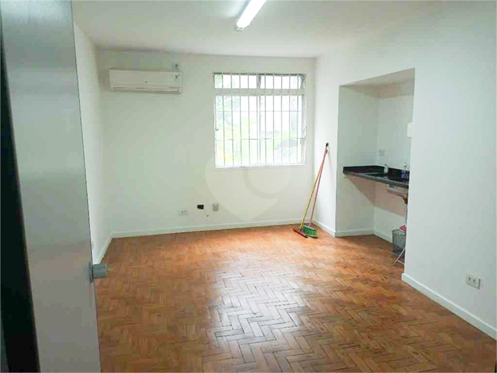 Foto REO1115487