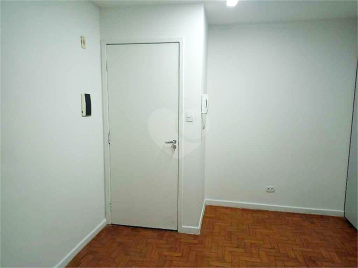 Foto REO1115487