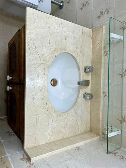 Foto REO1115489