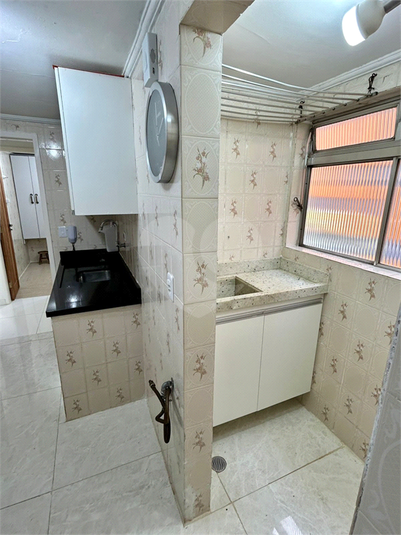 Foto REO1115489