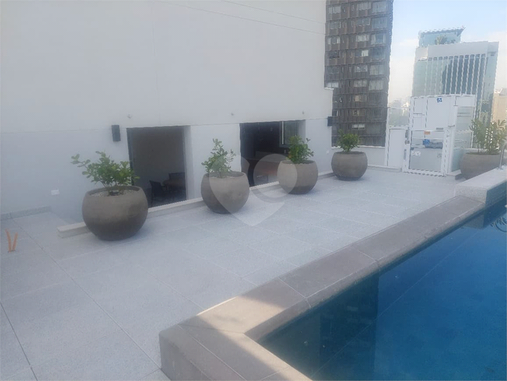 Foto REO1115490