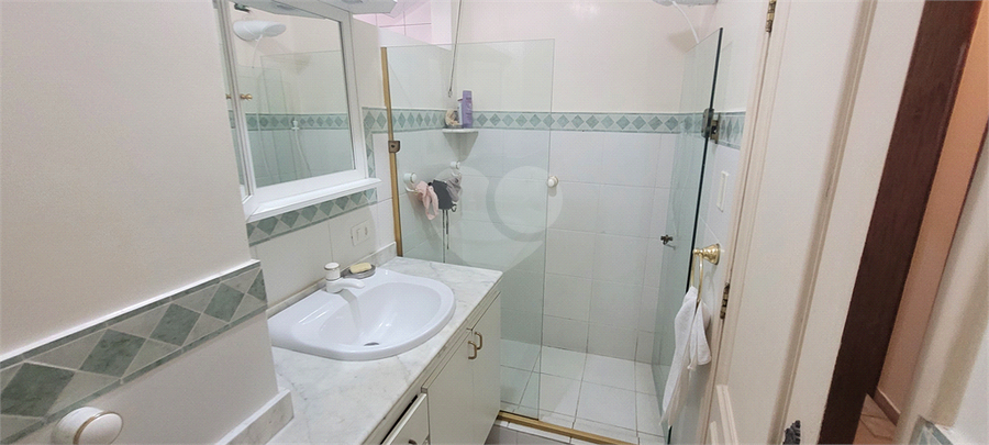 Foto REO1115506