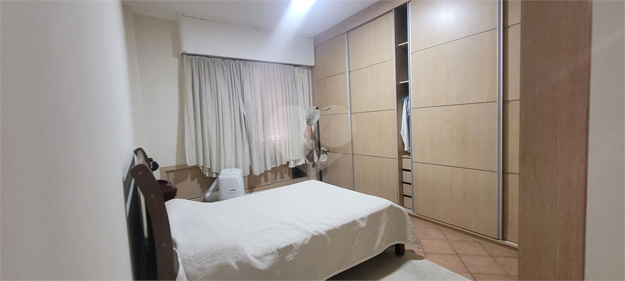 Foto REO1115506